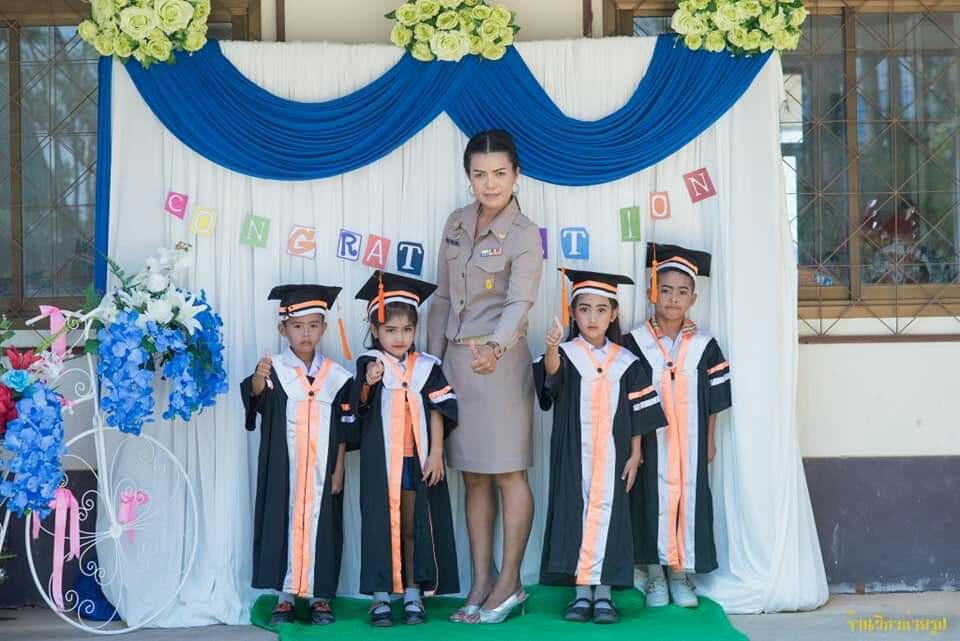 พิธีมอบวุฒิบัตร บัณฑิตน้อย